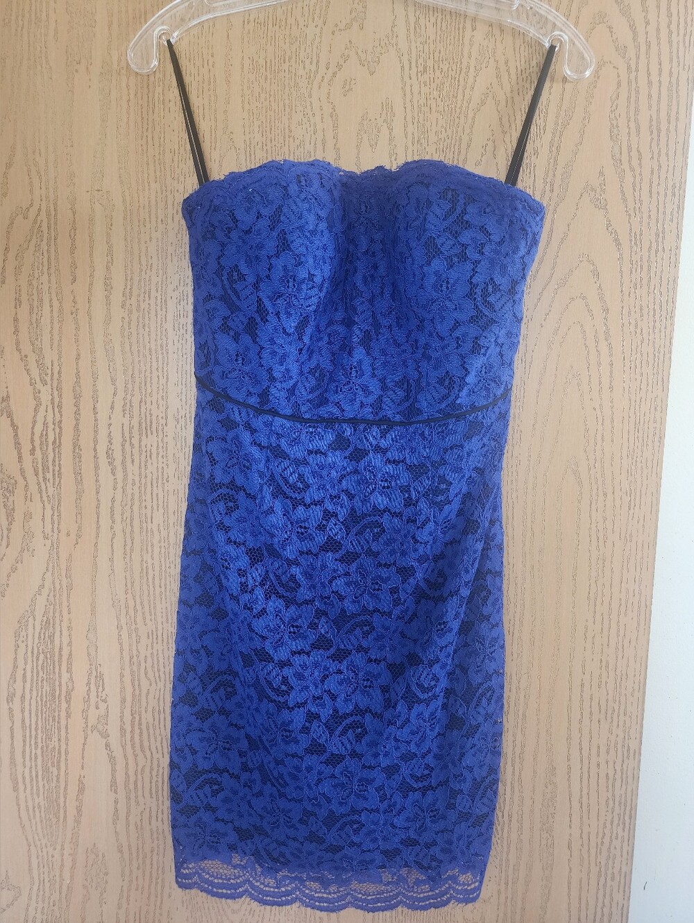 Diane Von Furstenberg Cobalt Blue Strapless Lace Sheath Dress